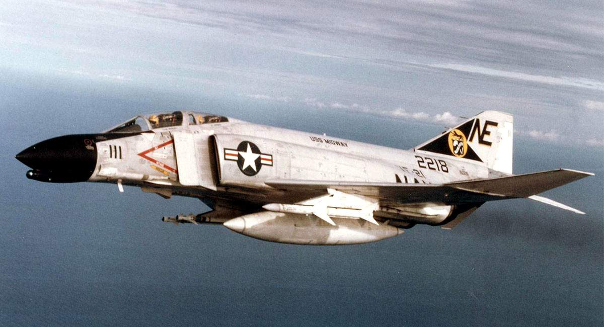 f-4_phantom_1m